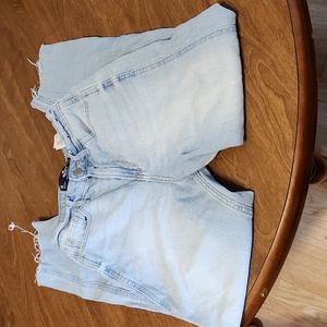 Hollister Ultra High Mom Jean